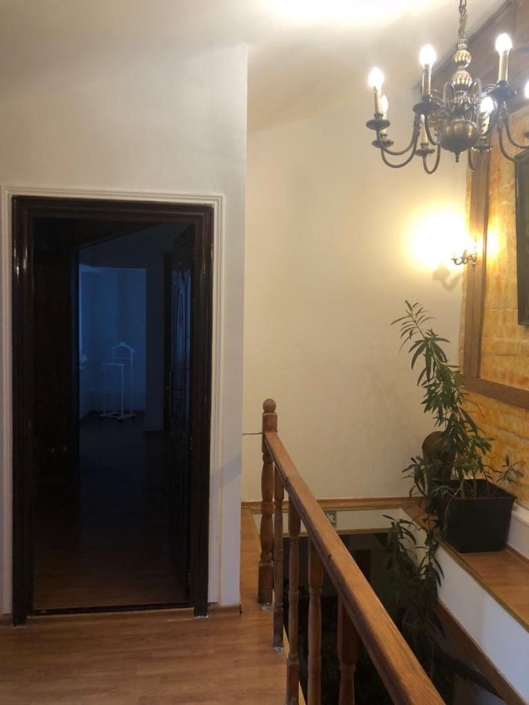 Nonna Mia Hotel Bukarest Exteriör bild